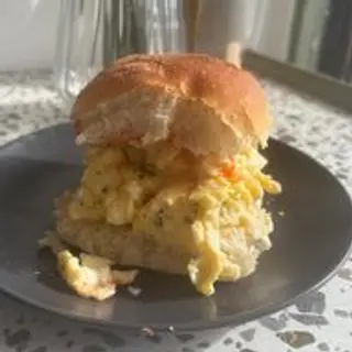 Roll - Free Range Scrambled Egg